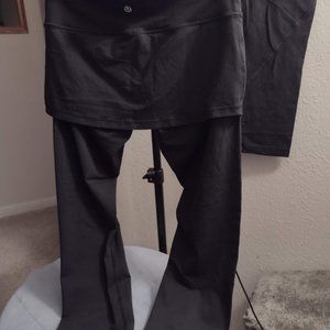 Lululemon Black Under Crop Leggings